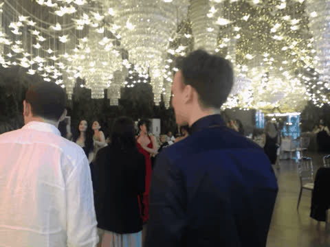 1902330