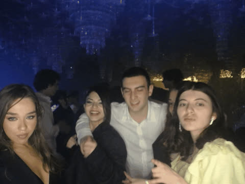 1902675