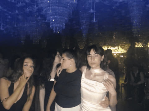 1902497