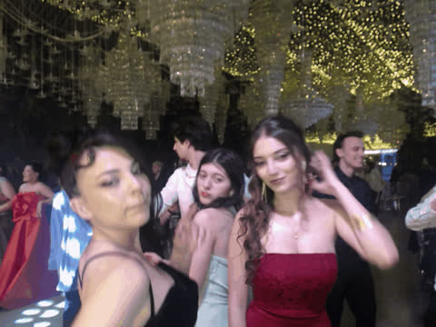 1902383