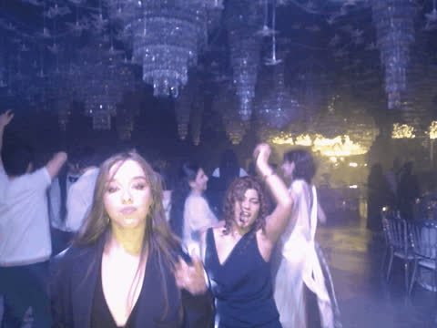 1902701