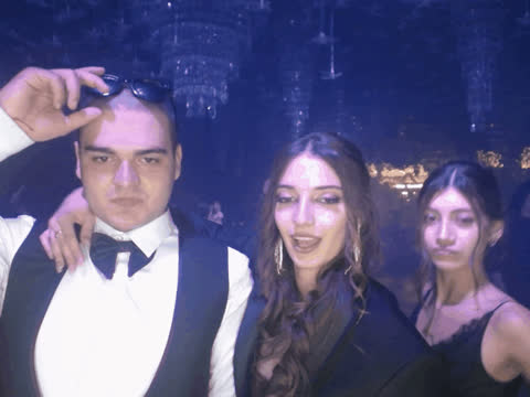 1902721