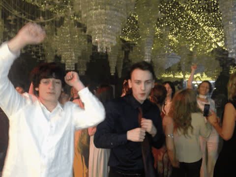1902396