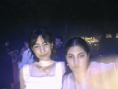 1902639