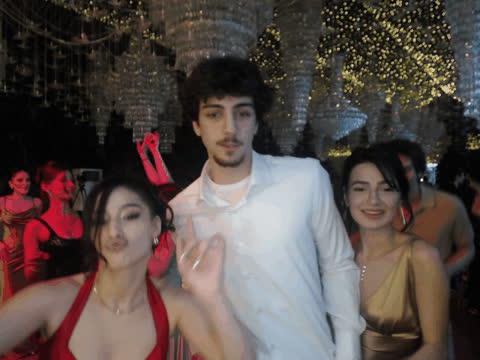 1902340