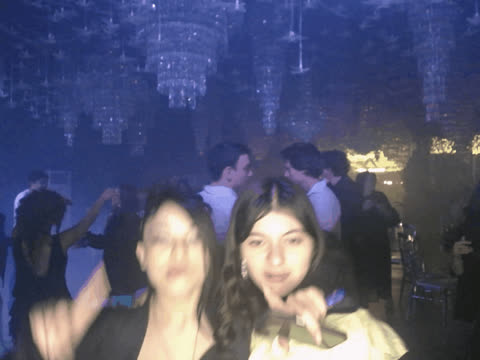 1902661