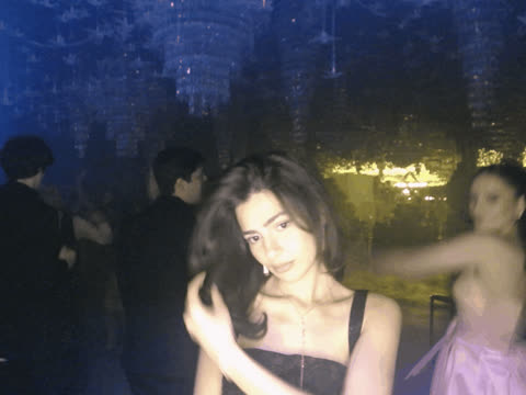 1902543