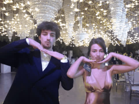 1902307
