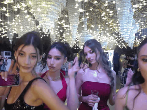 1902238