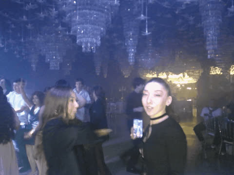 1902708