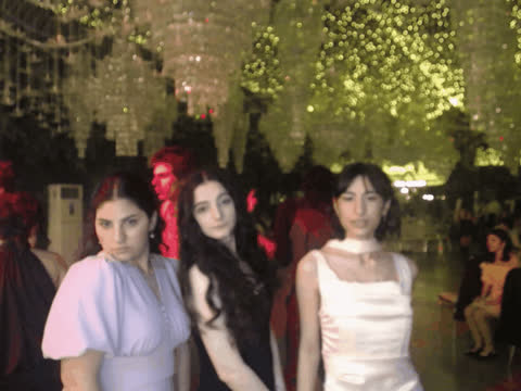 1902481