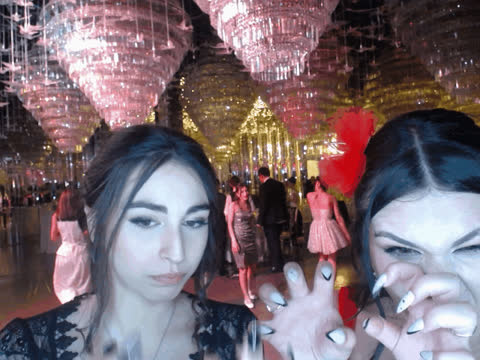 1901769