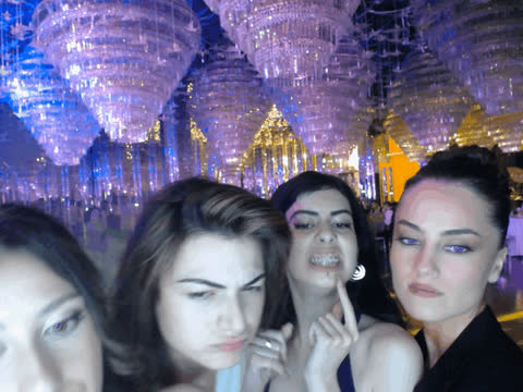 1901710