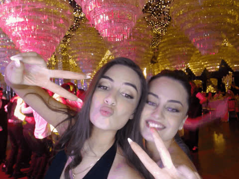 1901650