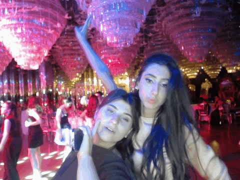 1902193