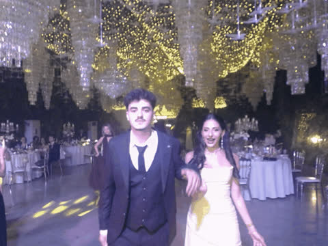 1904138