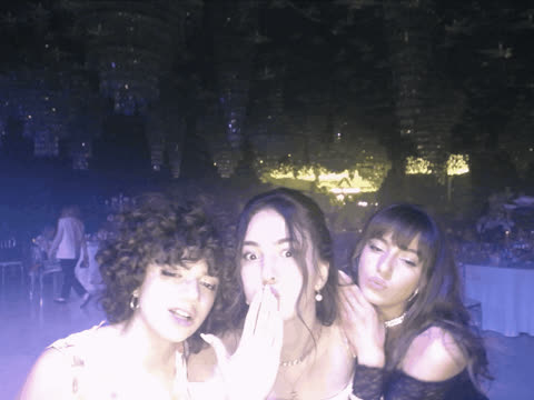 1904309