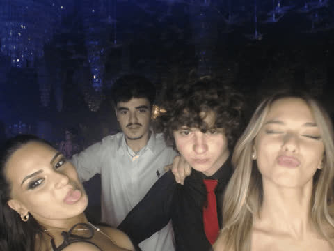 1904227