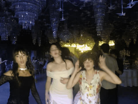 1904288