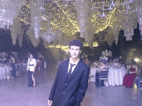 1904136