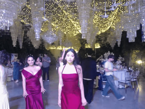1904102