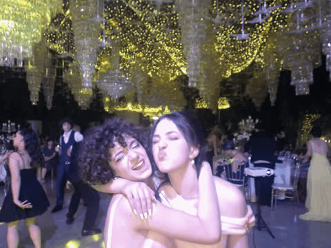 1904175