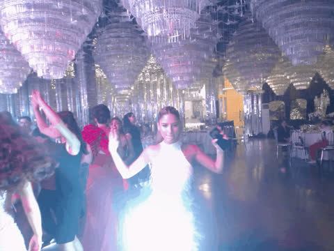 1903202