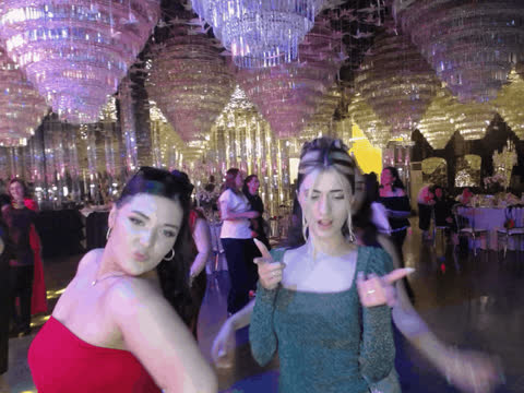 1903230