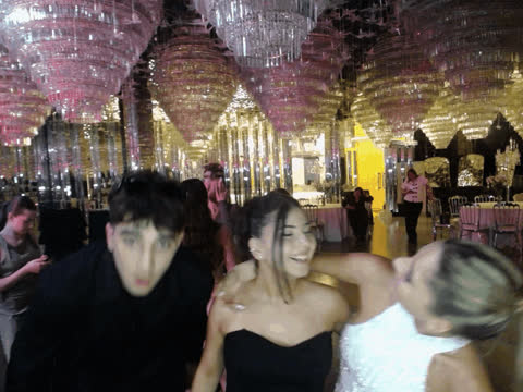 1903837