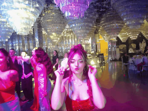 1903211