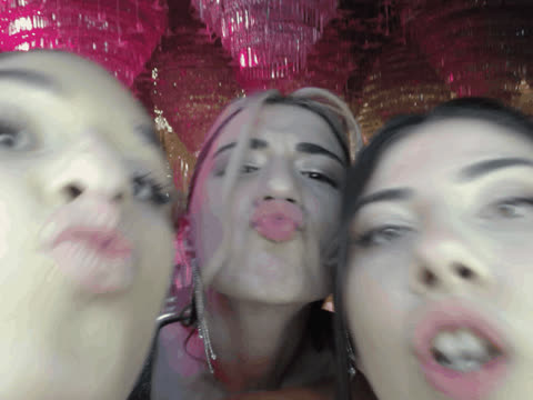 1903505