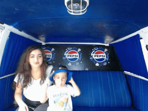 1904403