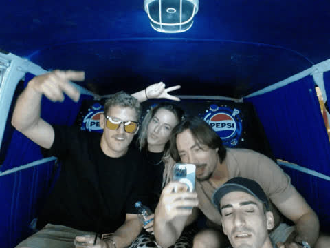 1904538