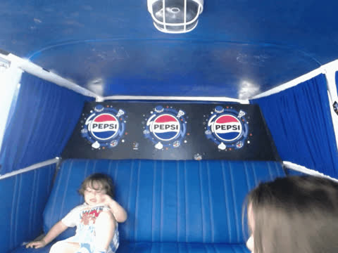 1903910