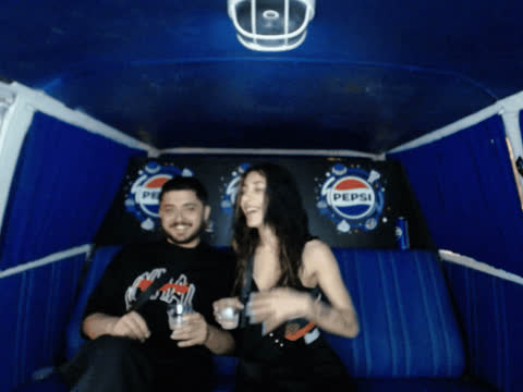 1903954