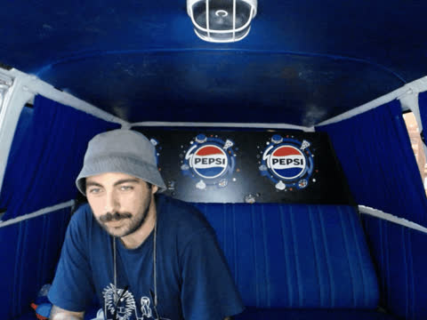 1904437