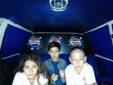 1903962