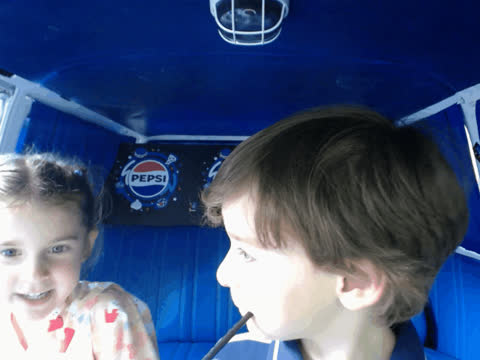 1904319