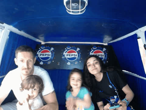 1903922