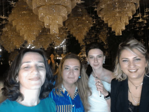 1905446