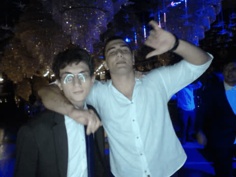 1905485