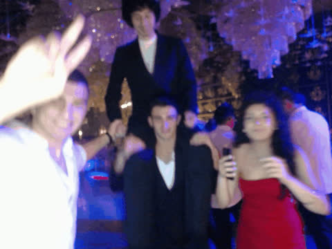 1905473