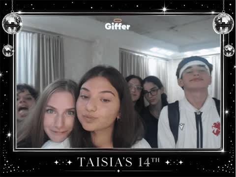 1905359
