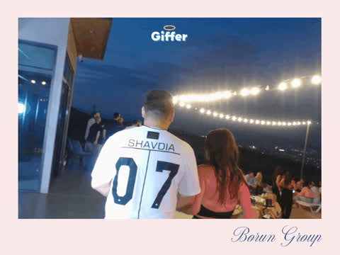 1906275