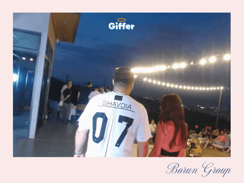 1906276