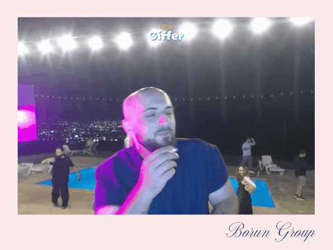 1906381