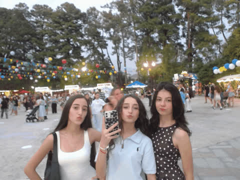 1907008