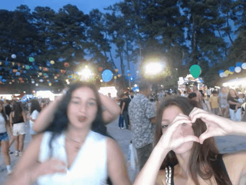 1907061