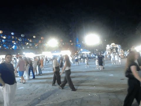 1907228