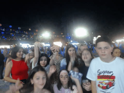 1907235